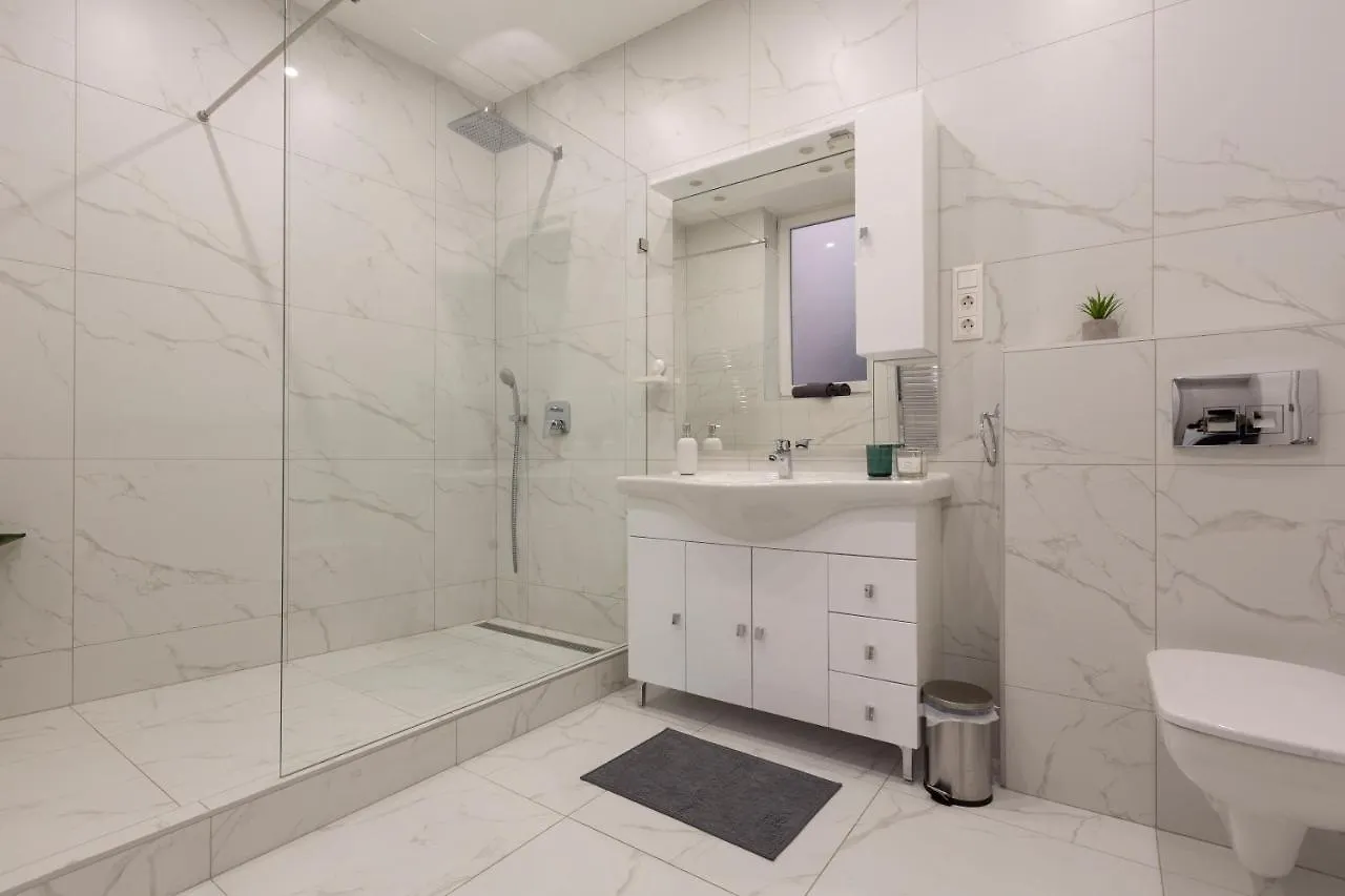 Apartment Exclusive Csengery Residence In The Heart Of Budapest Hungary